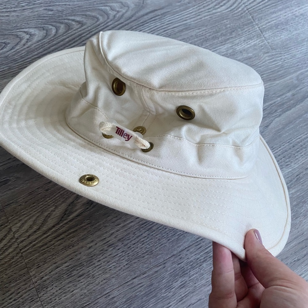 Tilly's Cream Bucket Hat